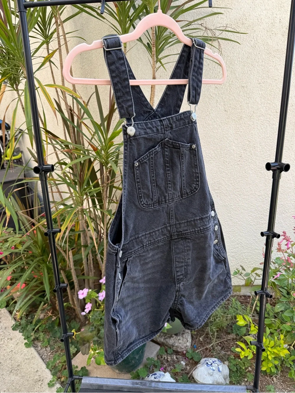 Black Old Navy Shorts Overalls Size Small - Picture 4 of 8